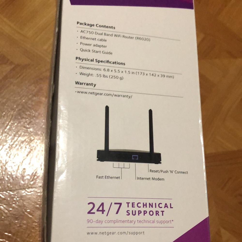 Netgear Dual Band Wifi Router - Picture 5 of 6